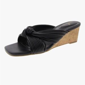 Bandolino womens Sassier